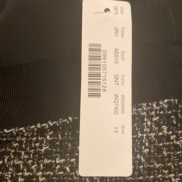 Jcrew skirt with matching jacket. Jacket is sold separately.Pristine condition. - Picture 3 of 6